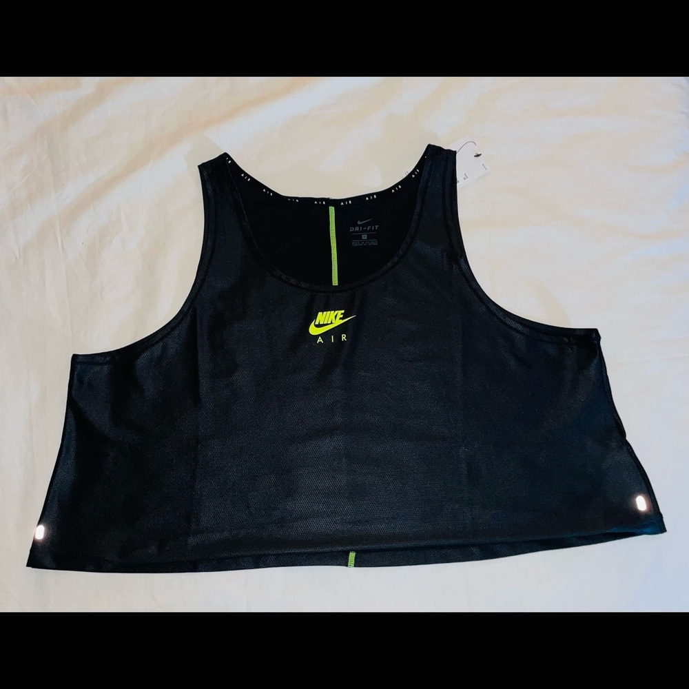NWT-Nike Women Air Tank Top Plus Size 1X Black/Volt